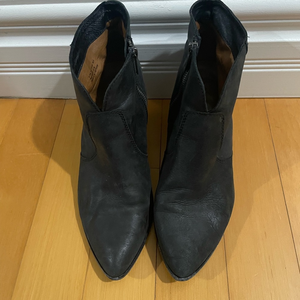 FRye Women's Jennifer Ankle Leather Booties - Picture 3 of 5